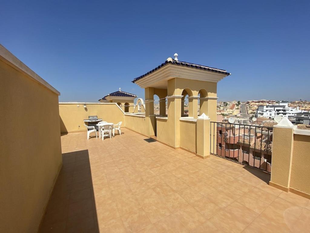 Top Floor Spacious Apartment With Roof Terrace Аликанте Экстерьер фото